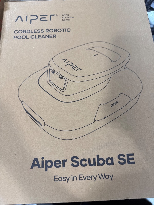 Photo 2 of Aiper Scuba SE Cordless Robotic Pool Cleaner
