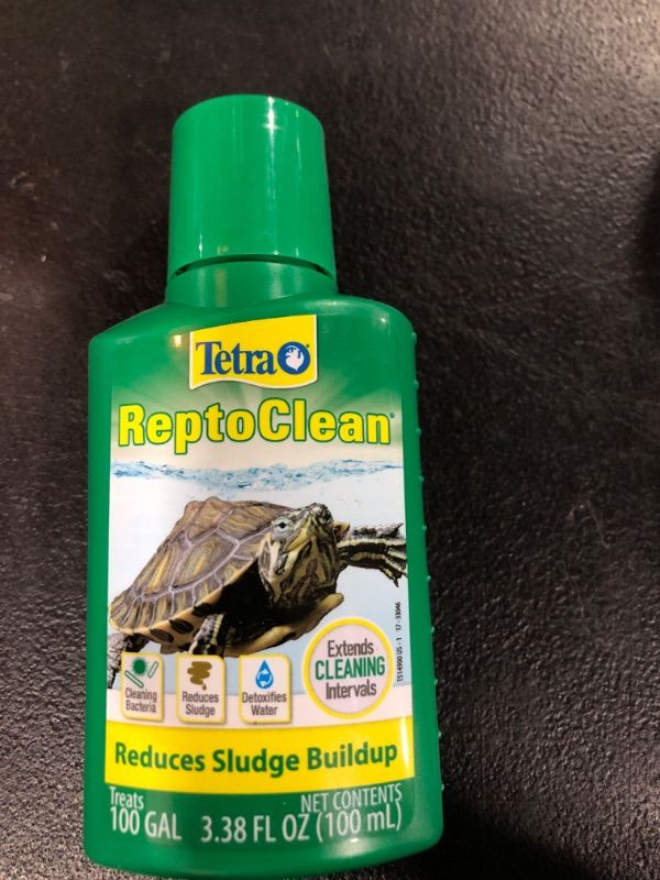 Photo 2 of Tetra ReptoClean Water Treatment for Reptile Aquaterrarium 3.38 Oz