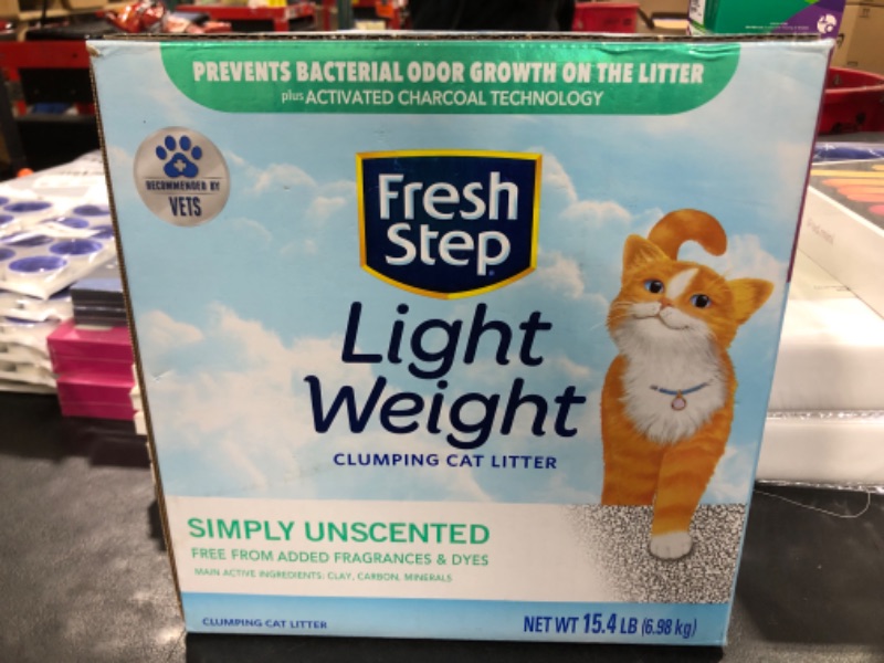 Photo 2 of Fresh Step Lightweight Unscented Clumping Cat Litter - 15.4 lb