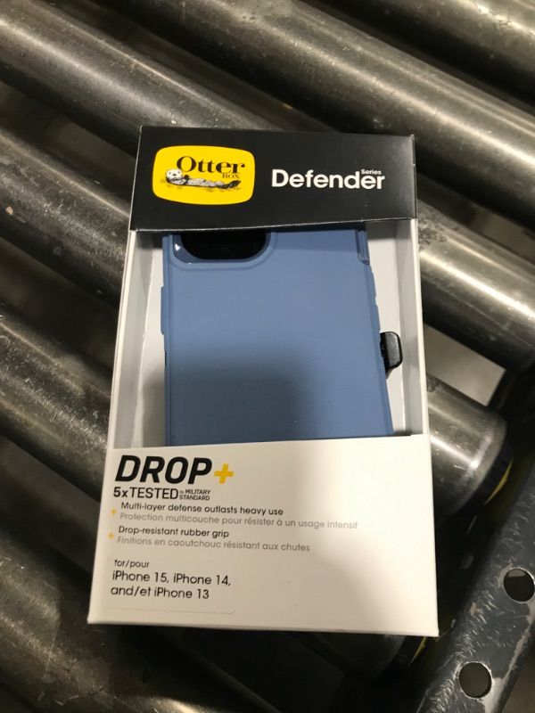 Photo 1 of  OtterBox Defender Fitted Hard Shell Case for iPhone 15/14/13 - Blue 