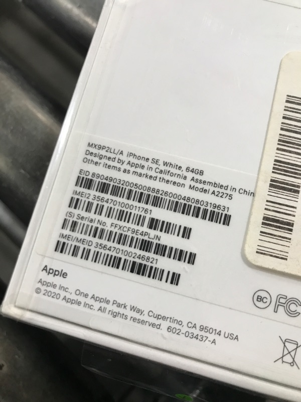 Photo 1 of Apple iPhone SE (64GB, White) [Carrier Locked], Carrier Subscription, CRICKET WIRELESS