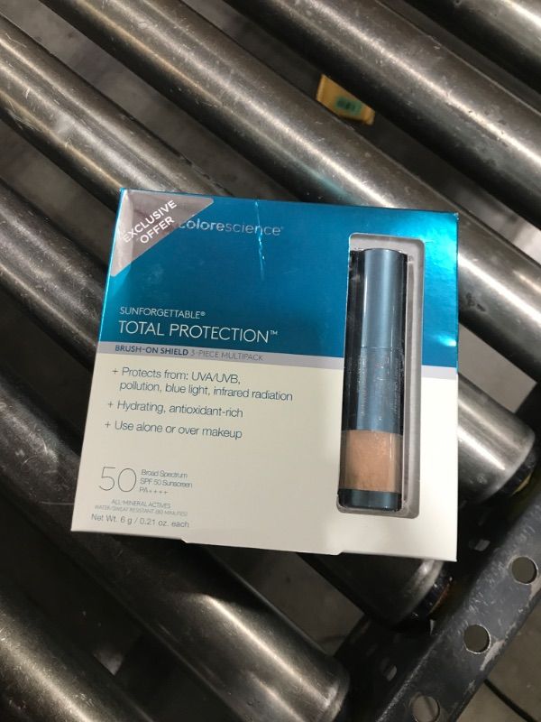 Photo 2 of Colorescience Sunforgettable Total Protection Brush-On Shield SPF 50 Multipack Medium