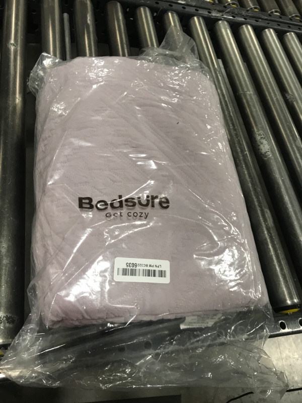 Bedsure Boho Quilt Queen Size Purple, Modern Geometric Stitched Pattern