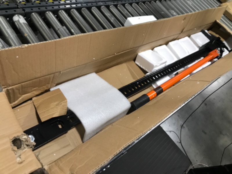 Photo 1 of VEVOR Farm Jack,60" Utility High Lift Farm Jack, 7000 lbs Capacity Ratcheting Off Road Utility Jack, Heavy-Duty Farm Jack for Tractor, Truck, SUV, Bumper Lift, Orange