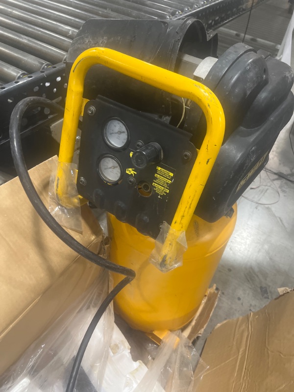 Photo 4 of DEWALT Vertical Portable Compressor, 1.9 Hp 200 Psi Oil Free High Pressure Low Noise (D55168) --- ***PARTS ONLY***