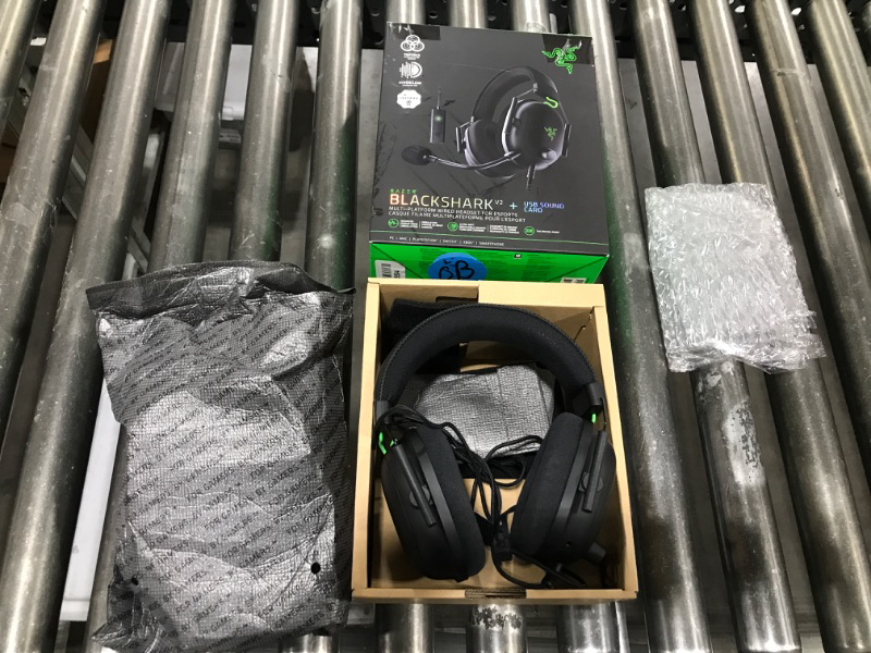 Photo 2 of Razer BlackShark V2 Gaming Headset: THX 7.1 Spatial Surround Sound - 50mm Drivers - Detachable Mic - for PC, PS4, PS5, Switch, Xbox One, Xbox Series X|S - 3.5mm Audio Jack & USB DAC - Black