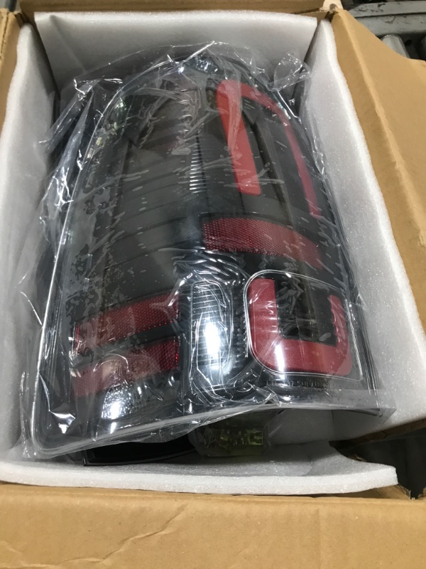 Photo 1 of AUTOONE Full Transparent LED Ram Tail Light Assembly for 2009 Dodge Ram 1500, 2010-2018 Ram 1500 2500 3500, Driver & Passenger Sides, Blubs Included, Anti-UV Dodge Ram Rear Light Assembly