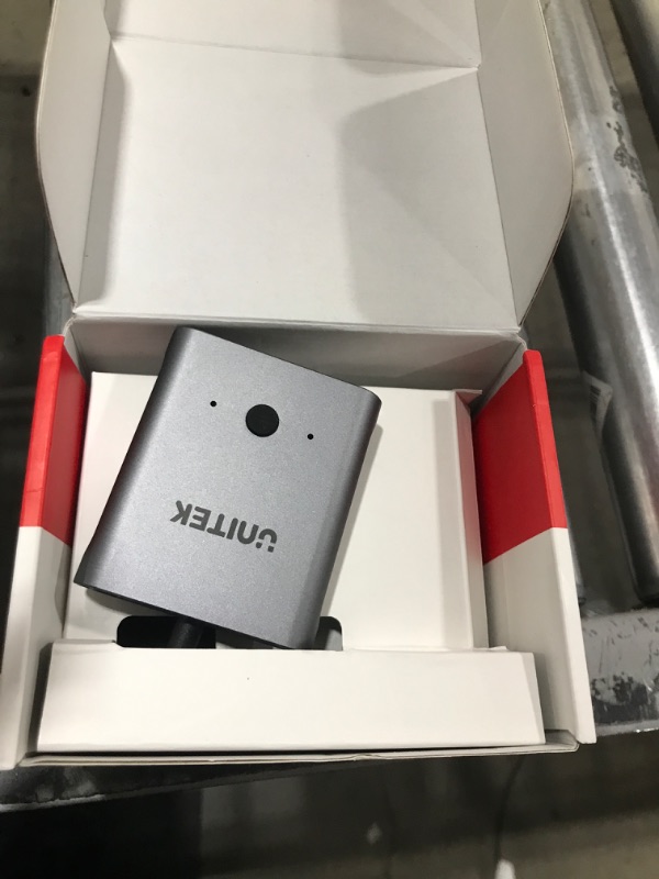 Photo 1 of Unitek USB C Switch 1 in 2 Out/2 in 1 Out USB Bi-Directional Switcher Selector 2 Computers Share 1 Devices USB KVM Switch 8K@60Hz Video 10Gbps Data Transfer 100W Charging USB-C Cables Included