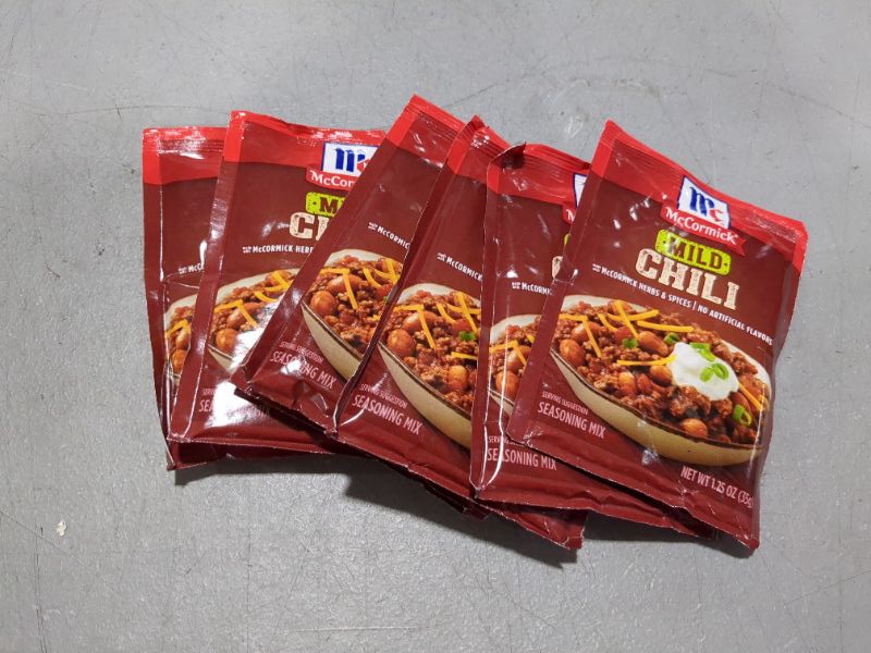 Photo 2 of McCormick Chili Seasoning Mix Packet, Mild, 1.25 oz, 7 PACK, BB 05/2026