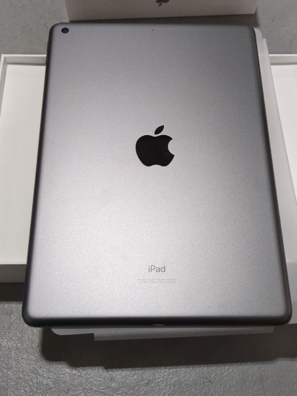 Photo 7 of Apple  - 10.2-Inch iPad (9th Generation) with Wi-Fi - 64GB - Space Gray