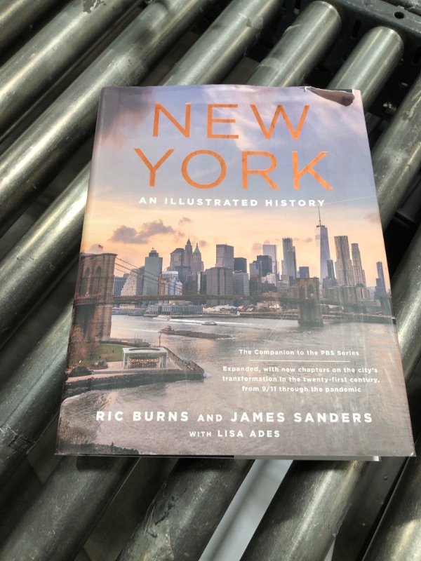 Photo 2 of New York: An Illustrated History (Revised and Expanded) Hardcover – Illustrated, November 23, 2021
