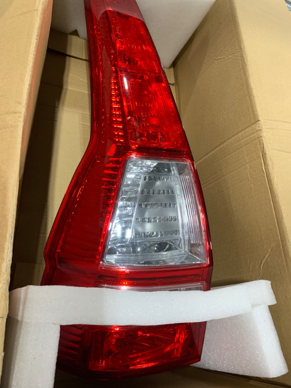 Photo 2 of TYC Right Tail Light Assembly Compatible with 2007-2011 Honda CRV
