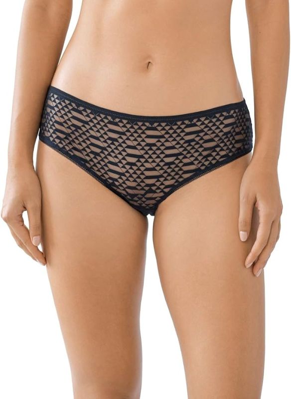 Photo 1 of Huit Women's Graphic Lace Shorty XS
