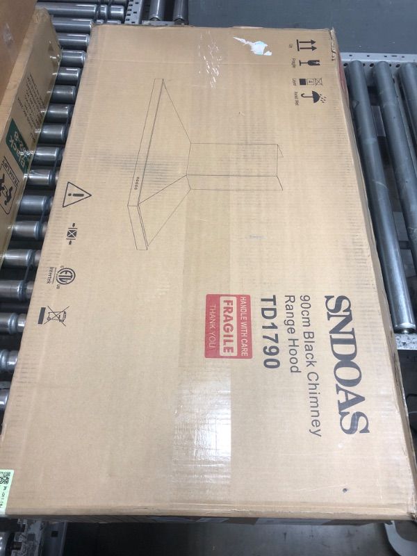 Photo 1 of ***(MINOR DAMAGE/ SEE NOTES)***SNDOAS Black Range Hood 36 inches