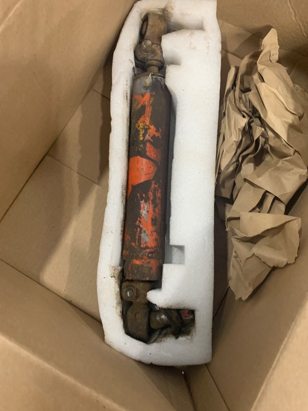 Photo 2 of *** Contains only 1 of 2 ***  **** Used and dirty ***
ZTUOAUMA 2X Power Steering Cylinders D128454 D84800 234447A1 234466A1 for Case 2WD 480B 480C 480D 480F 480LL 580C 580D 580SD 580SE 584D 584E 585D 585E 586D 586E Backhoe Loaders