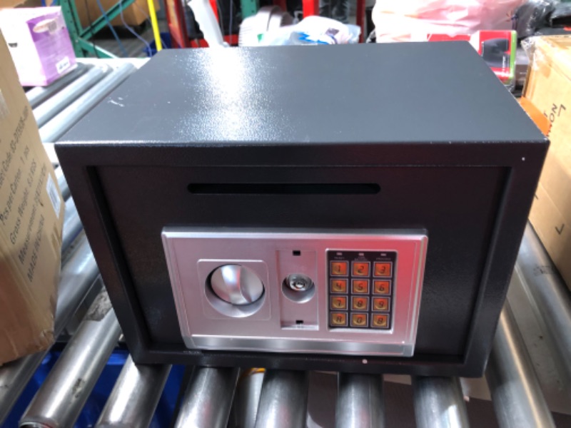 Photo 2 of ***USED - DAMAGED - SEE PICTURES***
Paragon Lock & Safe - 7875 Depository Safe 7875 Digital Depository Safe .67 CF Cash Drop Safes Heavy Duty