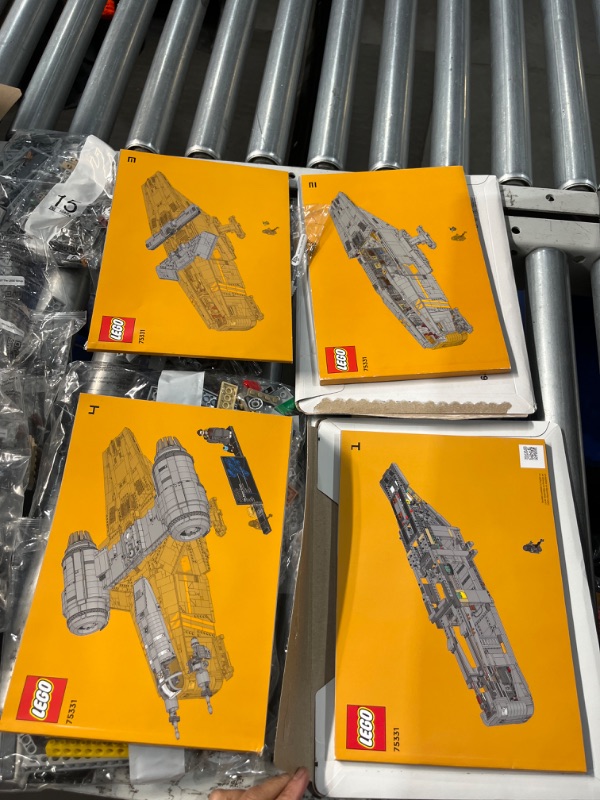 Photo 11 of ***USED - DAMAGED - SEE COMMENTS***
LEGO Star Wars The Razor Crest UCS Set, Ultimate Collectors Series Starship Model Kit for Adults, Large Iconic The Mandalorian Memorabilia Collectable, 75331