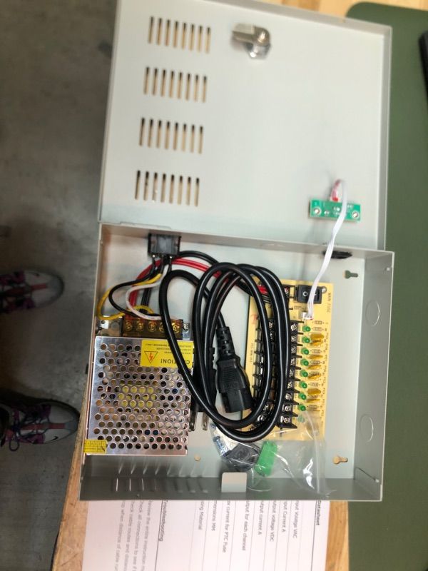 Photo 3 of 18 Port 20 Amp High Power Security CCTV Camera Access Control Power Distribution Box 12V DC PTC Protection, with 18 Pcs. DC Male Pigtail