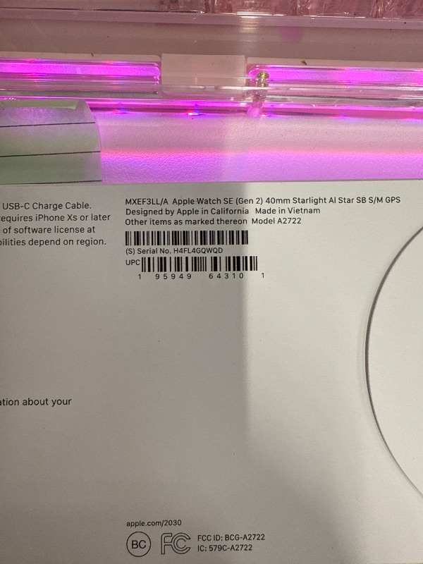 Photo 3 of ((( FACTORY SEALED )) Apple Watch SE (2nd Gen) [GPS 40mm] Smartwatch with Starlight Aluminium Case with Starlight Sport Band S/M. Fitness and Sleep Trackers