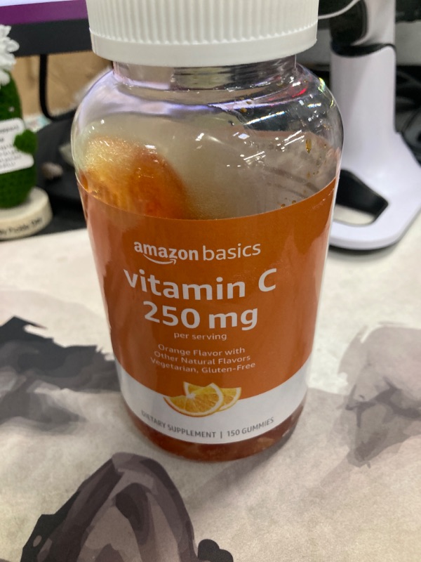 Photo 2 of Amazon Basics Vitamin C 250 mg Gummy, Orange, 150 Gummies (2 per Serving), Immune Health (Previously Solimo) (( exp 04/25)) 