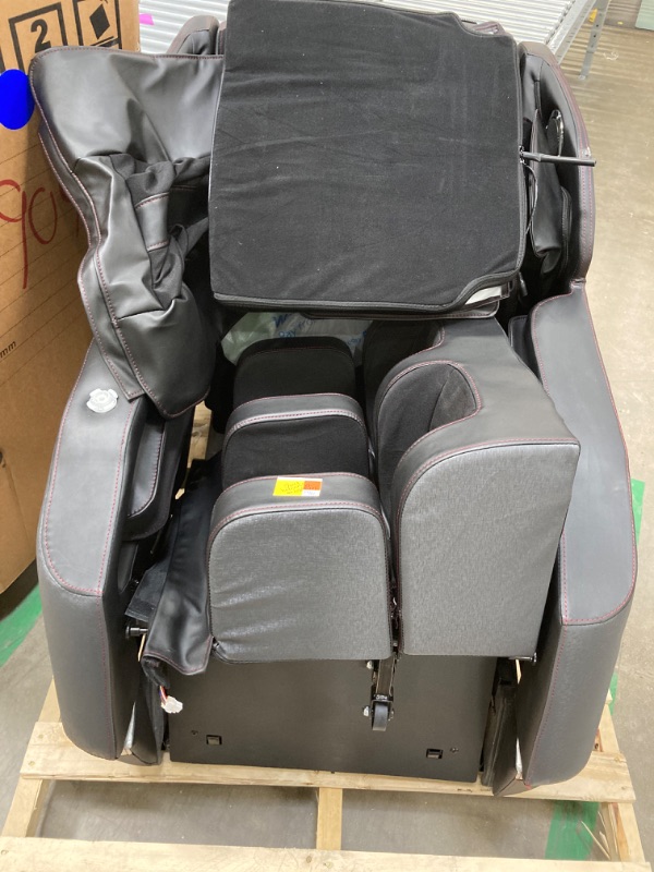 Photo 1 of ***(missing power cord)***
4D Full Body Massage Chair with Flexible 166° Track, Reading Light, 18 Massage Modes, 11 Techniques, 36 Airbags, Zero Gravity Recliner with Yoga Stretch and Foot Massage Black