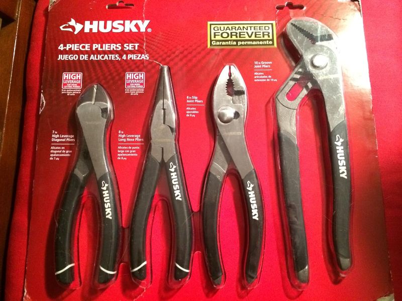 Photo 1 of 
Husky 861461 4 Piece High Leverage Multi-Use Pliers Set with Diagonal, Long Nose, Slip Joint, and Groove Joint Pliers