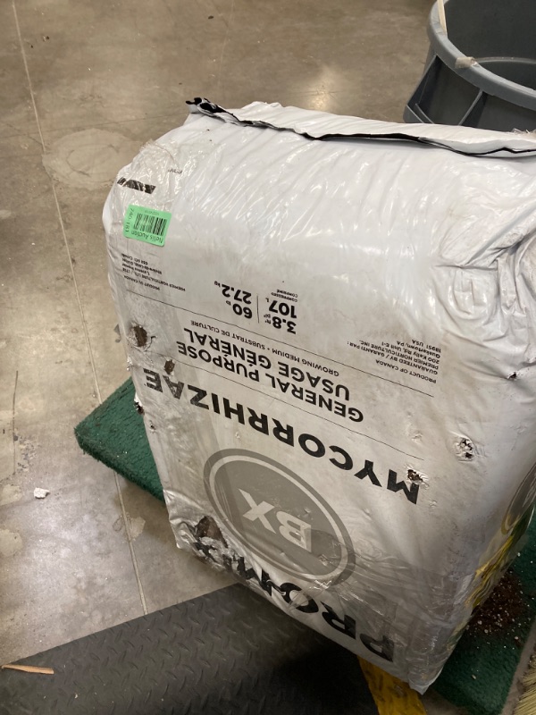 Photo 1 of Premier Horticulture 3.8-CF Pro Mix HP High Porosity with Mycorise