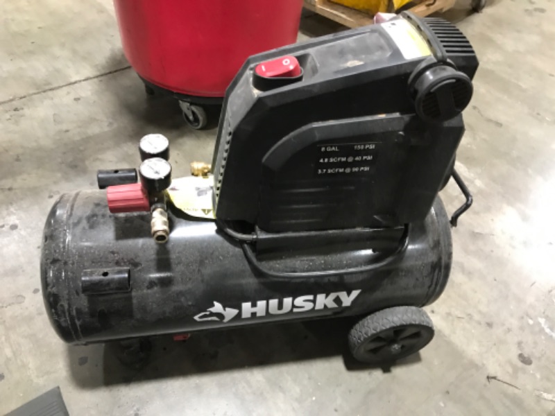 Photo 2 of 8G 150 PSI Hotdog Air Compressor husky # # 1002714648