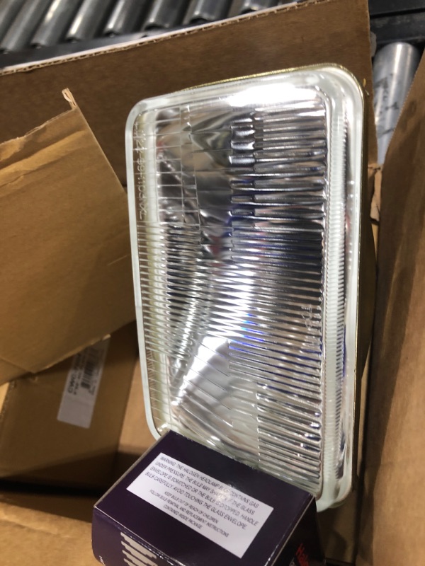 Photo 2 of Parts N Go 4x6 Rectangular Plain Conversion Headlights Kit Sealed Beam Glass Lights with Halogen High/Low Bulbs Compatible with Cars/Trucks from 1976-1992 - H4656 H4651 60/55w 9003/H4