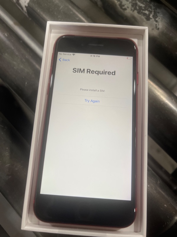 Photo 5 of Apple iPhone XR, (PRODUCT)RED ---- POWERS ON --- NEEDS SIM CARD