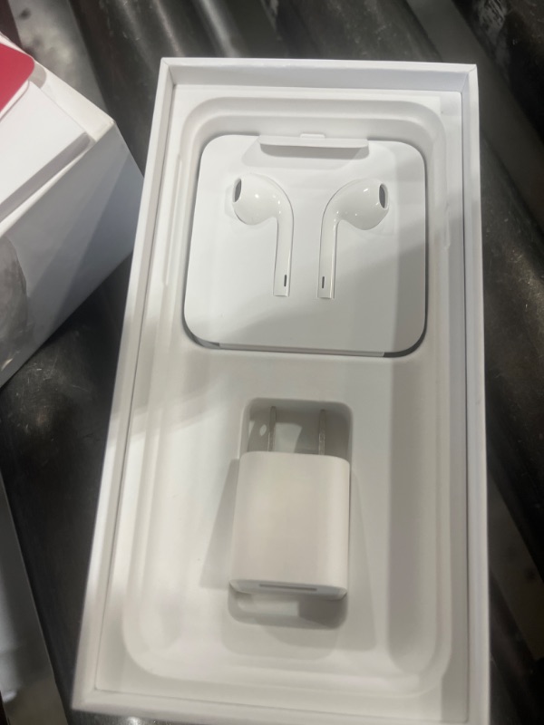 Photo 1 of Apple iPhone XR, (PRODUCT)RED ---- POWERS ON --- NEEDS SIM CARD