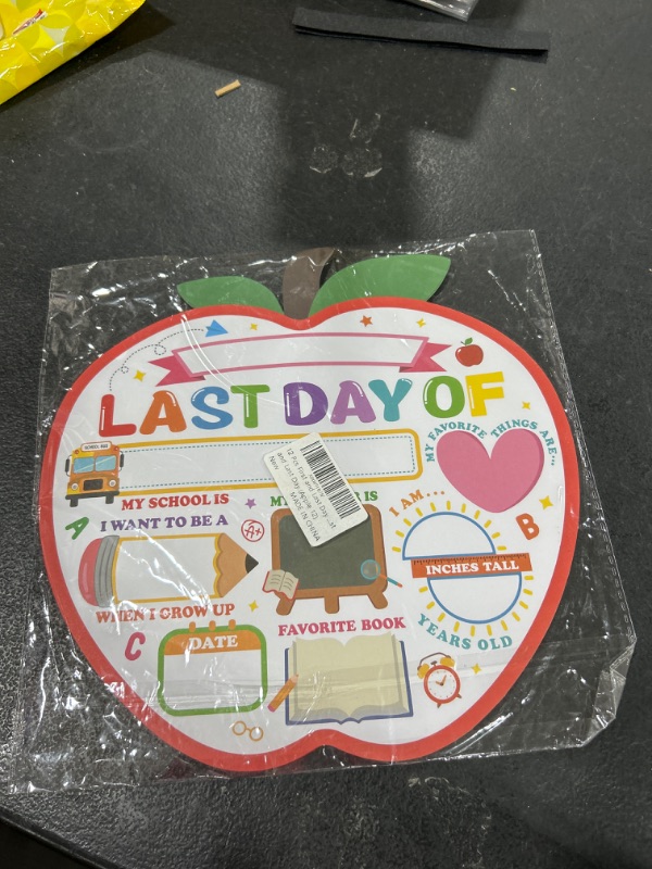 Photo 2 of 12 Pcs First and Last Day of School Paper Sign,11 Inch DIY Back to School Sign?Paper School Signs for Kids First and Last Day.(Apple)