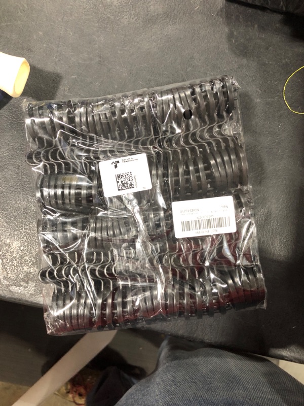 Photo 1 of 100Pcs Shade Cloth Clips, 2024 New Shade Cloth Heavy Duty Lock Grip, Reusable Plastic Black Clips for Greenhouse Outdoor Garden Shade Netting, Anti Bird Netting, Shade Fabric Accessories