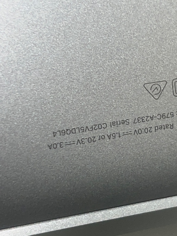 Photo 4 of *** FUNCTIONAL ONLY WHEN PLUGGED IN*** --- Apple 2022 MacBook Air M2 Chip (13-inch, 8GB RAM, 256GB SSD Storage) (QWERTY English) Space Gray ---*** FUNCTIONAL ONLY WHEN PLUGGED IN***