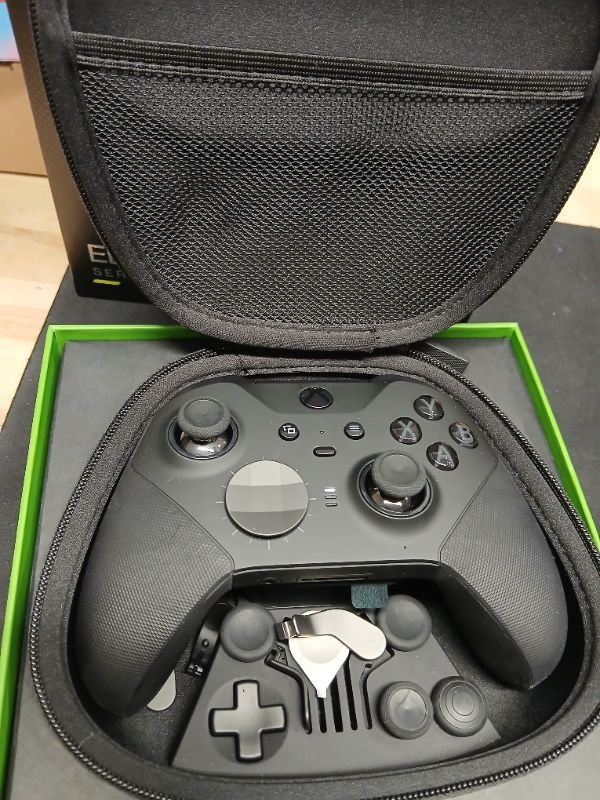 Photo 1 of **PARTS ONLY NON REFUNDABLE**READ NOTES**
Elite Series 2 Wireless Controller for Xbox One, Xbox Series X, and Xbox Series S----SN--2630016684137