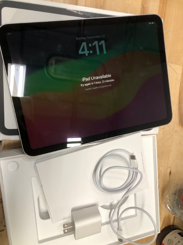 Photo 2 of *locked* Apple iPad (10th Generation): with A14 Bionic chip, 10.9-inch Liquid Retina Display, 256GB, Wi-Fi 6, 12MP front/12MP Back Camera, Touch ID, All-Day Battery Life – Silver