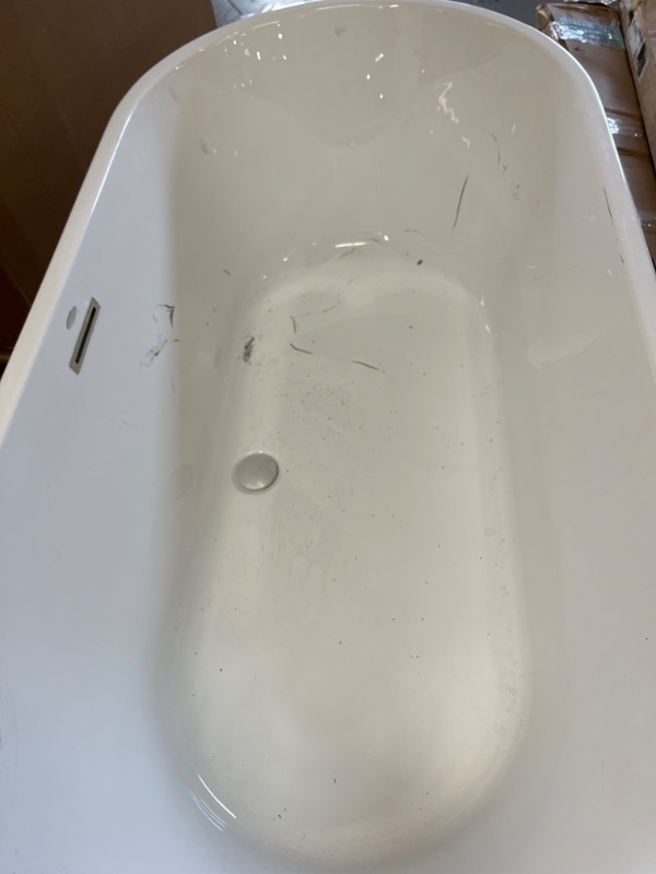 Photo 3 of *DIRTY* DELTA FAUCET Montour Freestanding Bathtub, Bath -Tub, Free Standing -Tub, Freestanding -Tub, 6ft Bathtub, Integrated Waste and Overflow Drain, White DB256806-6030WH