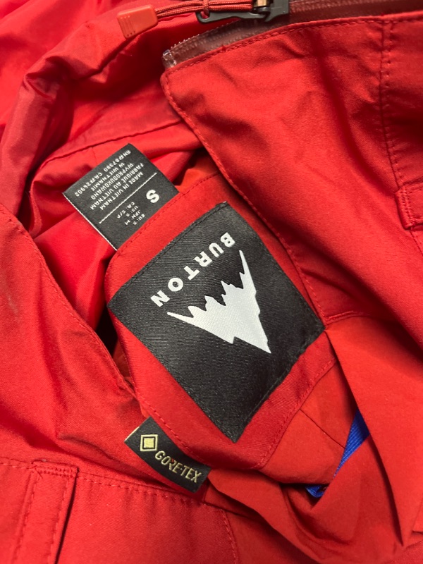 Photo 3 of ***MINOR DAMAGE***

Burton Women's Avalon GORE-TEX 2L Bib Pants, Sun Dried Tomato, size: Small