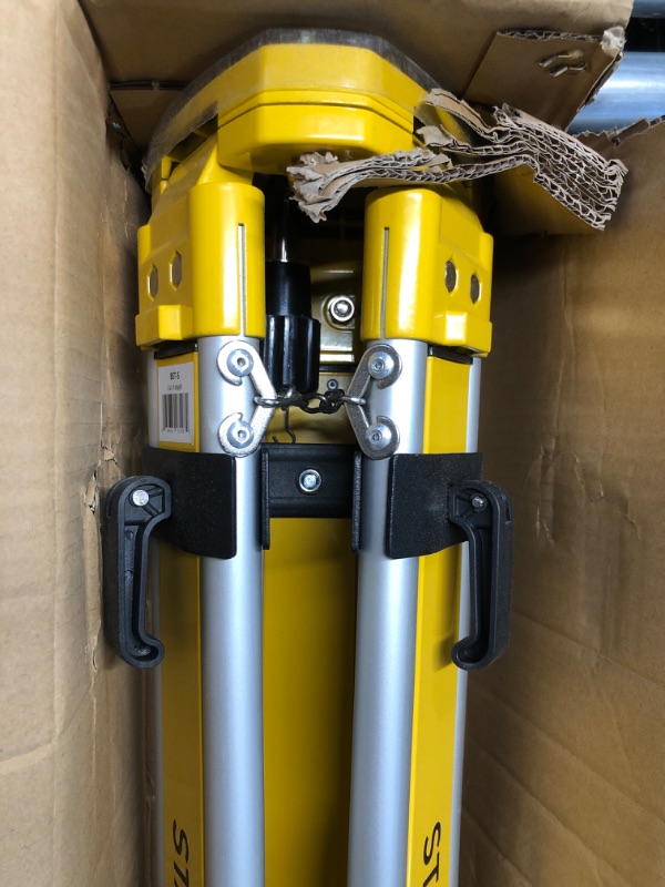 Photo 5 of ***USED - LIKELY MISSING PARTS - UNABLE TO VERIFY FUNCTIONALITY - SEE PICTURES***
Stabila LAR350 Fully Self-Leveling Rotary Laser 9-piece Kit Interior/Exterior Horizontal, Vertical Levelling, Dual-Slope, Section Mode, LED Assist, Manual Alignment, Motion 