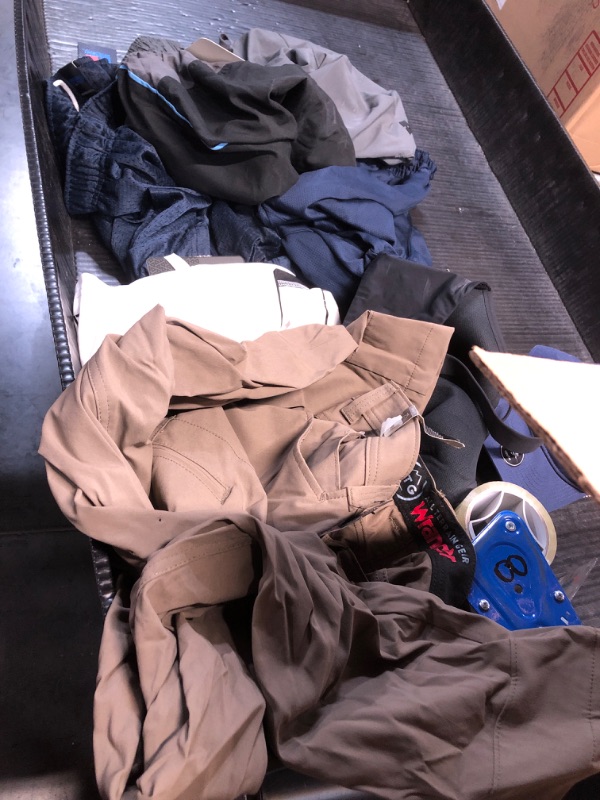 Photo 1 of ***NON REFUNDABLE***BUNDLE OF MEN OR WOMEN CLOTHES ASSORTED SIZE AND COLOR 