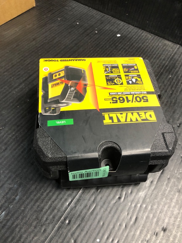 Photo 2 of *** FACTORY SEAL***DeWalt (DW088K) Line Laser, Self-Leveling, Cross