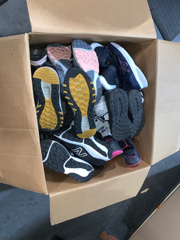 Photo 3 of ***NON-REFUNDABLE*** ***ASSORTED SIZES AND COLORS - MENS AND WOMENS - NEW AND USED*** ***22PAIRS***
New Balance Running Shoes, Mens and Womens, New and Used, Assorted Sizes, Styles, and Colors