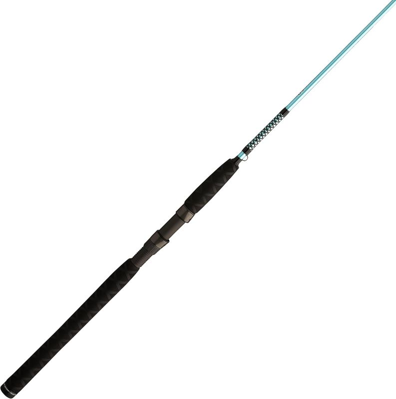 Photo 1 of ***DAMAGED - BENT - SEE PICTURES - NO PACKAGING***
Ugly Stik Carbon Inshore Spinning Rod, Durable and Balanced Fishing Rod, 24-Ton Graphite Blank, Solid Graphite Tip for Increased Sensitivity, 7 Foot Length