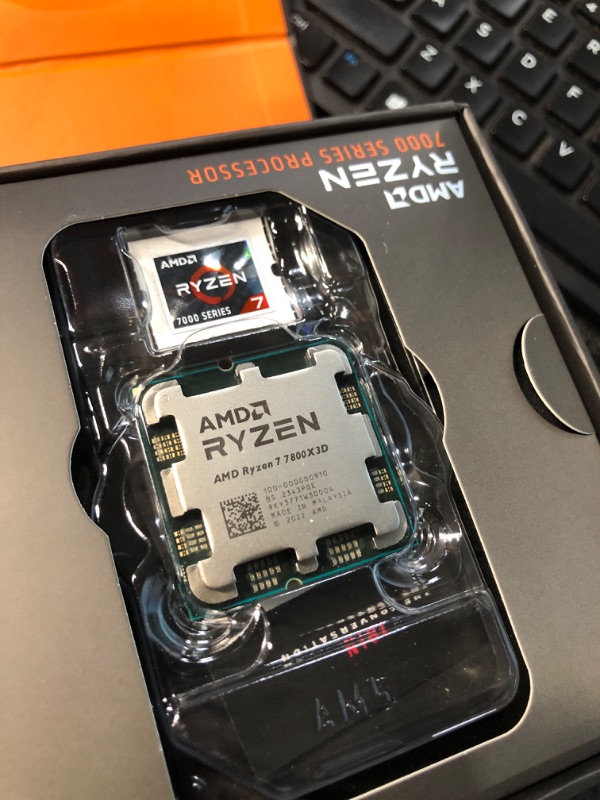 Photo 4 of *** FACTORY SEAL***AMD Ryzen 7 7800X3D 8-Core, 16-Thread Desktop Processor 