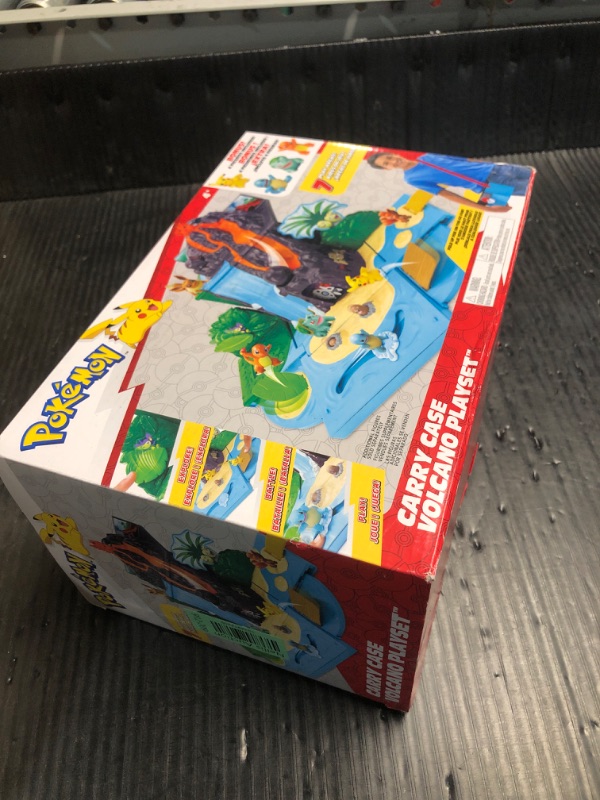 Photo 2 of *** FACTORY SEAL***Pokemon Carry ‘N’ Go Volcano Playset with 4 Included 2-inch