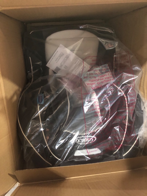 Photo 2 of Graco Extend2Fit Convertible Baby Car Seat, Rear and Forward Facing, Adjustable Extension Panel for Extra Legroom, Gotham Gotham 2-in-1