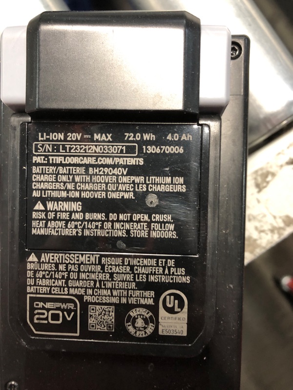 Photo 2 of (UNABLE TO TEST) Hoover ONEPWR 4.0 Ah Lithium-Ion Battery, with Battery Status LED Lights ONEPWR Cordless Products, 2X Longer Runtime, BH29040V, Black