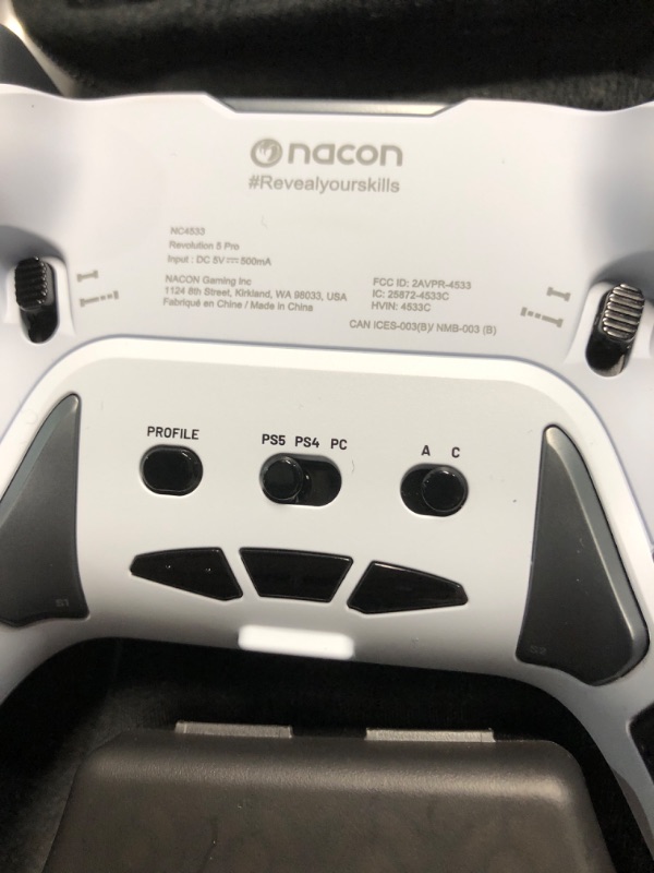 Photo 3 of ***USED - UNABLE TO TEST***
NACON Revolution 5 Pro Officially Licensed PlayStation Wireless Gaming Controller for PS5 / PS4 / PC - Hall Effect, Trigger Stops, Mappable Buttons, Bluetooth Audio - Black/White