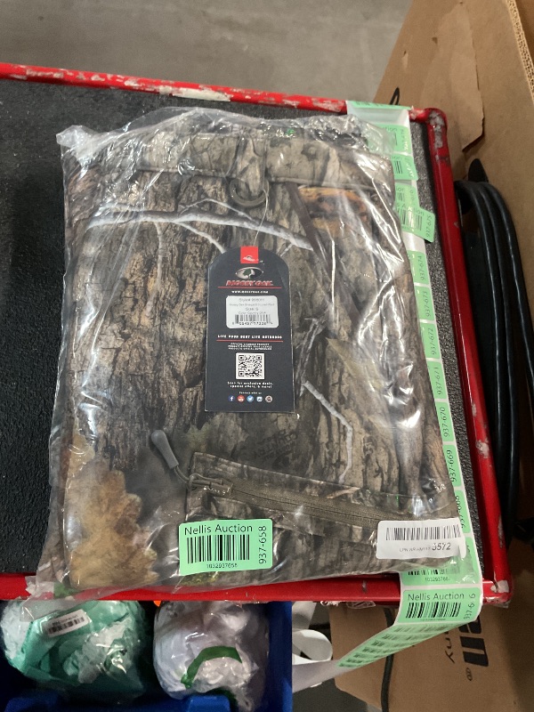 Photo 1 of Mossy Oak Standard Sherpa Fleece Lined Camo Hunting Pants for Men, Country DNA, Small