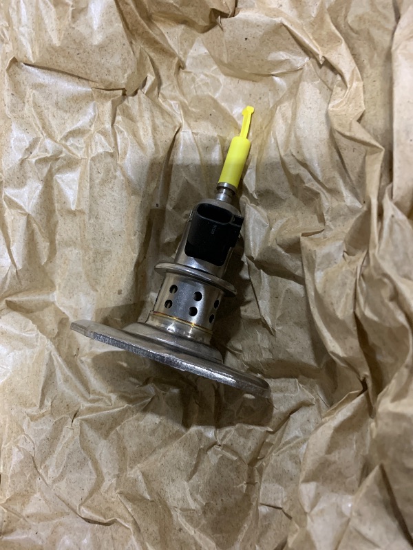 Photo 1 of Blrack 04627241AF Diesel Exhaust Fluid Injector (DEF) Compatible with 2013-2020 Ram 2500 3500 4500 5500 2017-2019 F250 350 450 550 Super Duty 6.7L Diesel FC44-5J281-AC